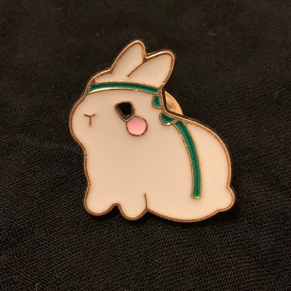White rabbit bunny enamel lapel pin